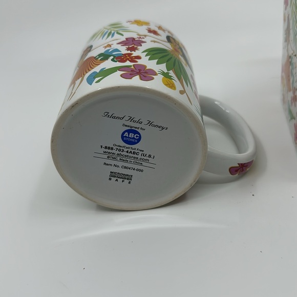 Island Hula Honeys Coffee Mug Hawaii ๐บ Hawaiian Girls ๐ธ - Picture 7 of 7
